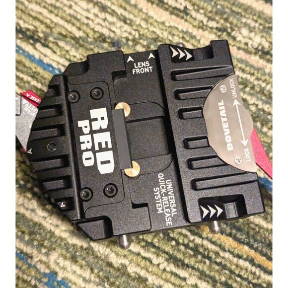 RED Pro Universal Quick Release System Baseplate for Dovetail - Picture 2 of 4